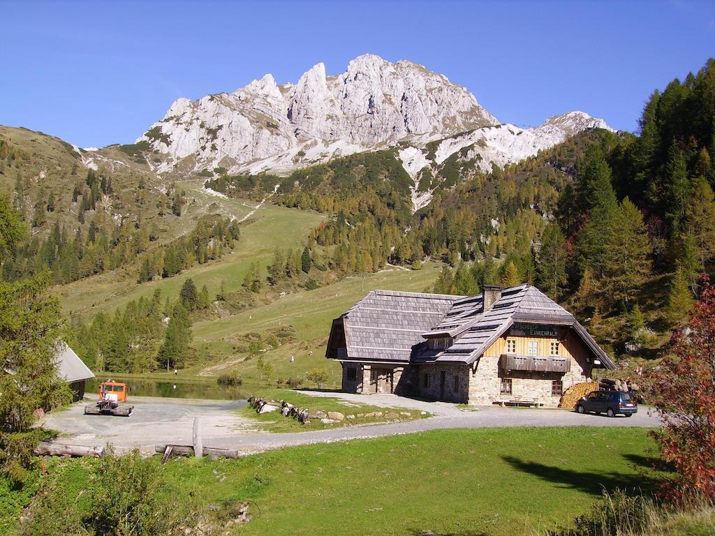 Apartment Margret Im Haus Sonnleitn Sonnenalpe Nassfeld Pokoj fotografie
